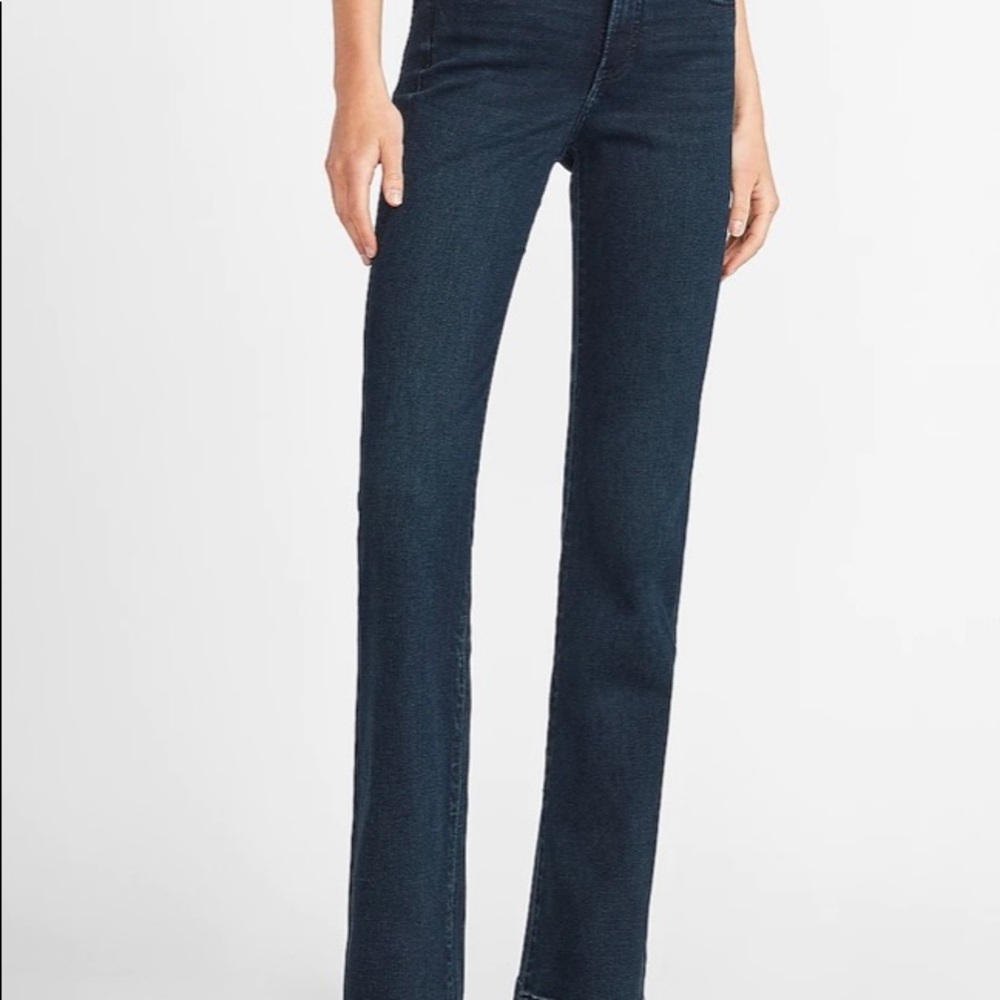 Express Mid Rise Supersoft Bootcut Jeans - like new! Size 6